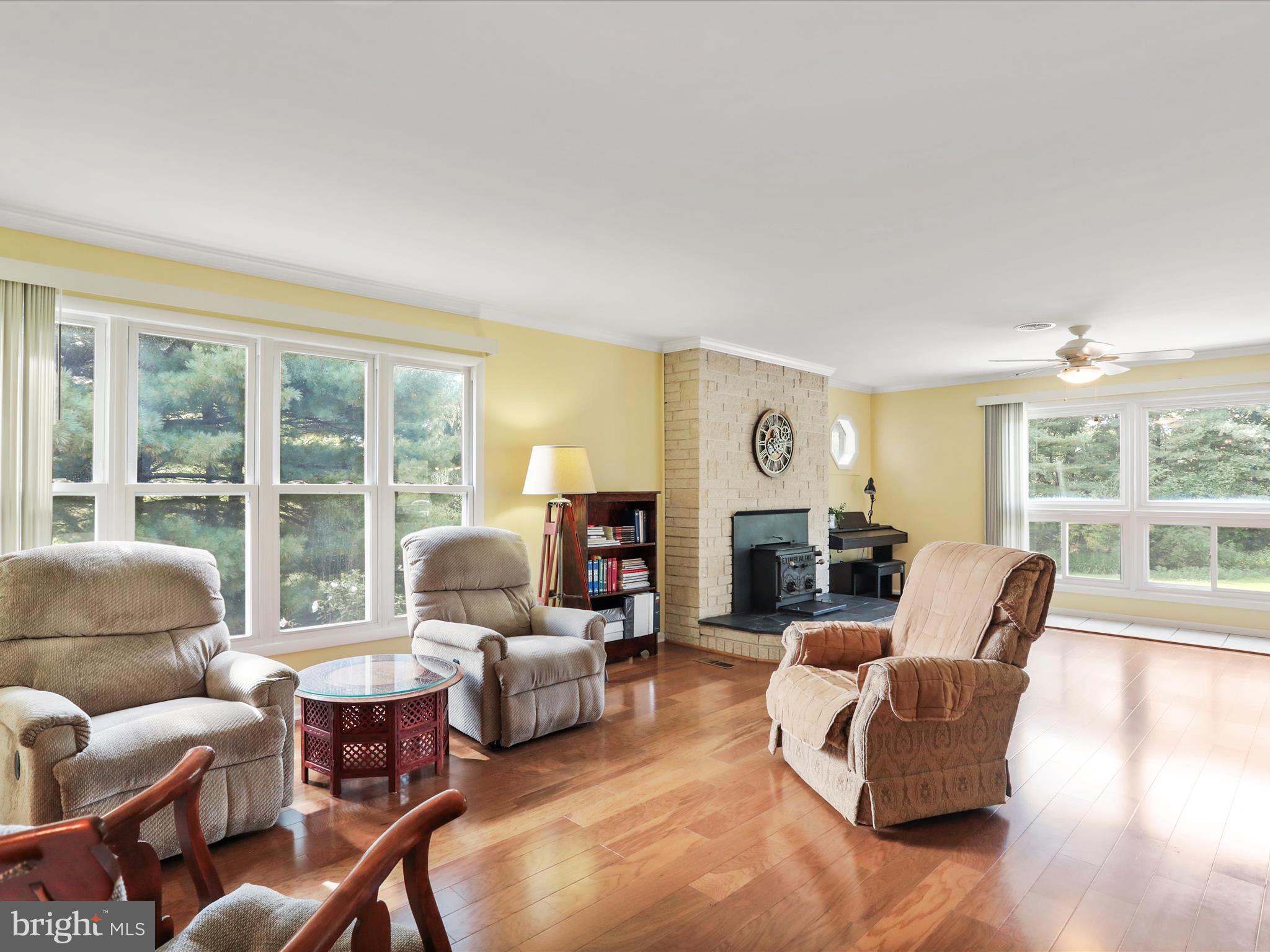 16530 Heather Ridge Road Hagerstown, MD 21740 - Photo 7 of 61 Gallery Image 7