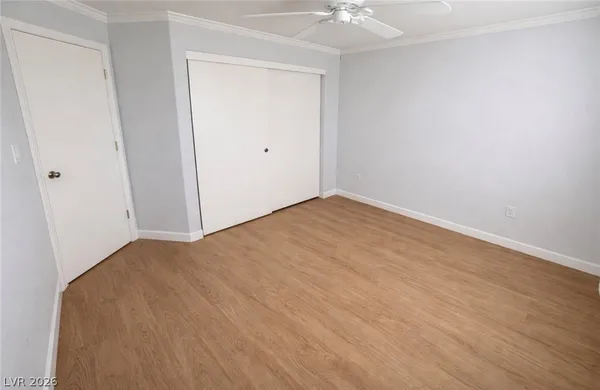 $2,499 | 5815 Field Breeze Street, Las Vegas, NV 89148