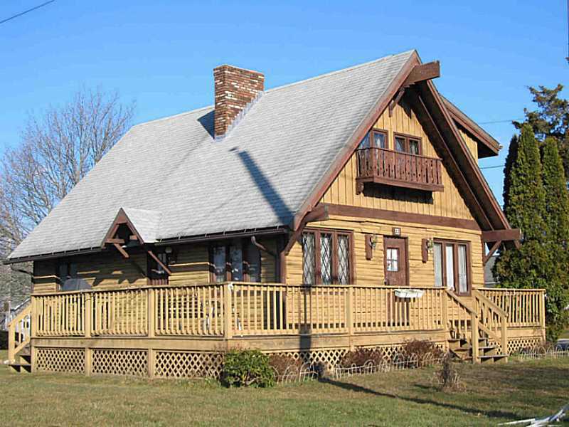 Exterior Front.