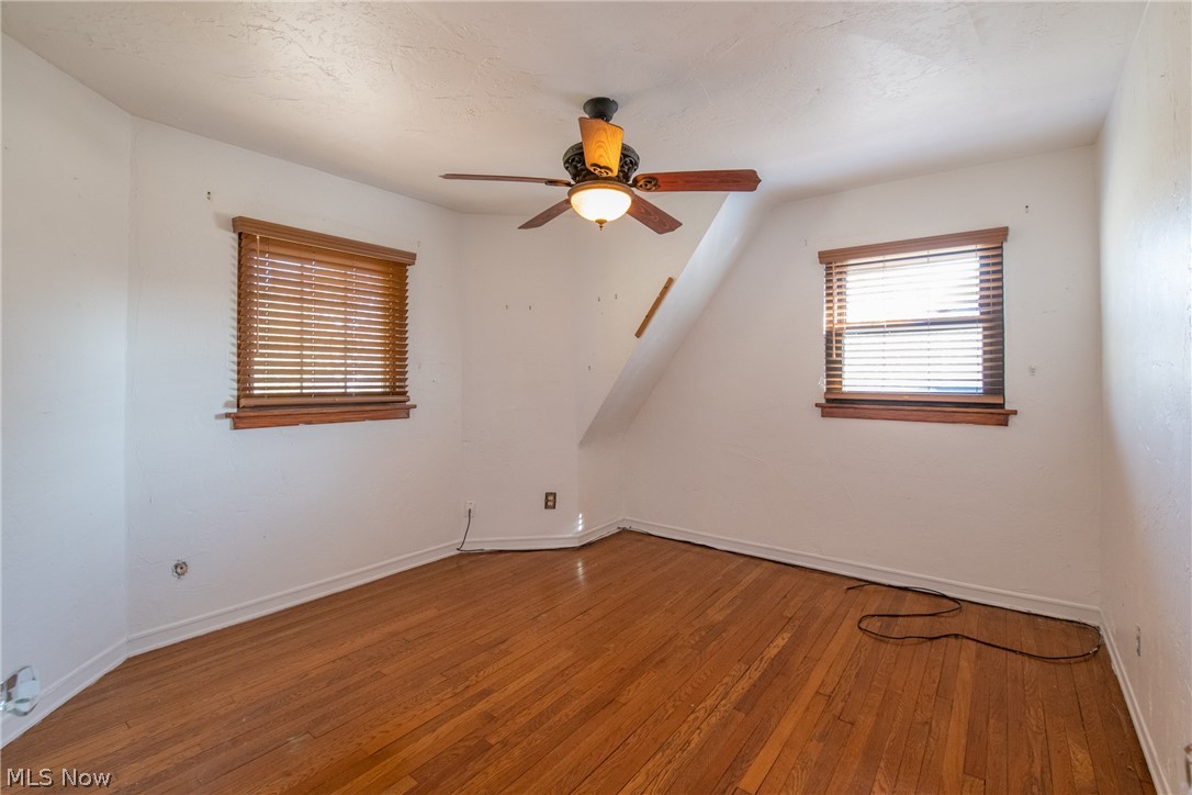 33471 Baldwin Road Solon, OH 44139 - Photo 19 of 28