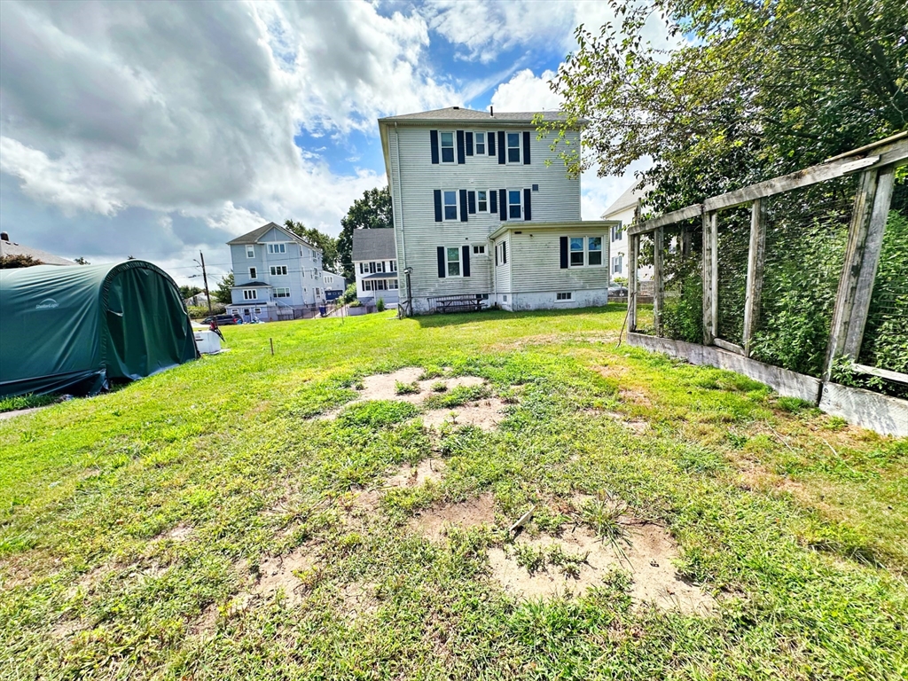 528 Lawton Street, Unit 2 Fall River, MA 02721 - Photo 19 of 20