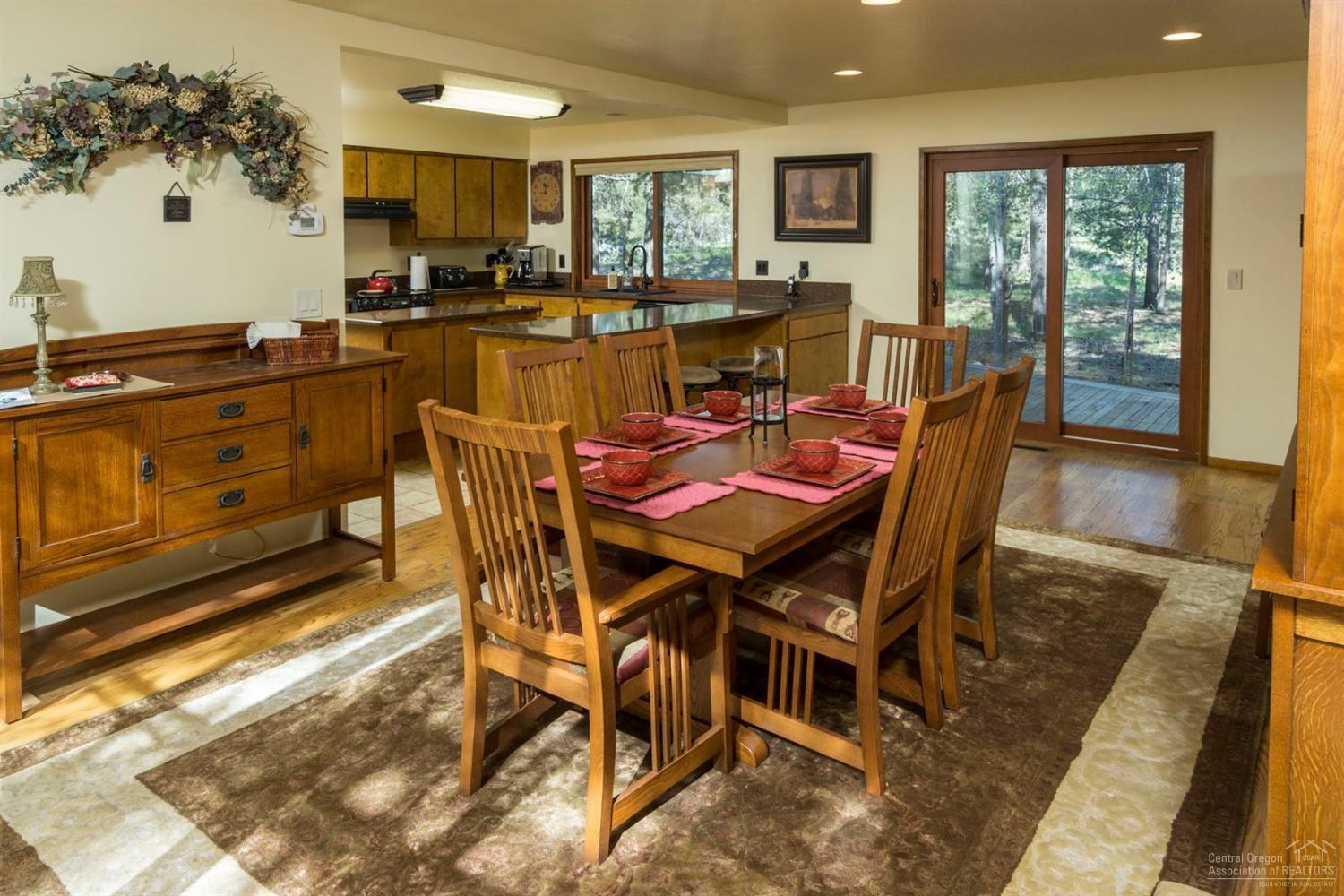 8 Approach Lane Sunriver, OR 97707 - Photo 2 of 19 Additional Photo