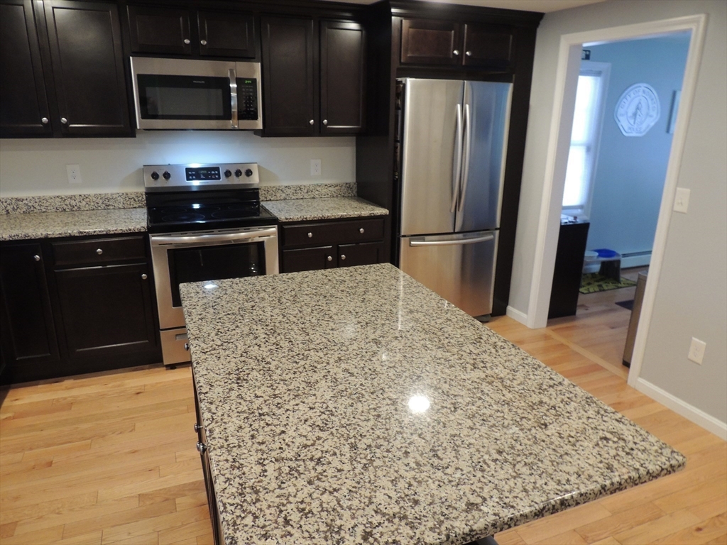 34 Nashua Road Pepperell, MA 01463 - Photo 12 of 35 Gallery Image 12