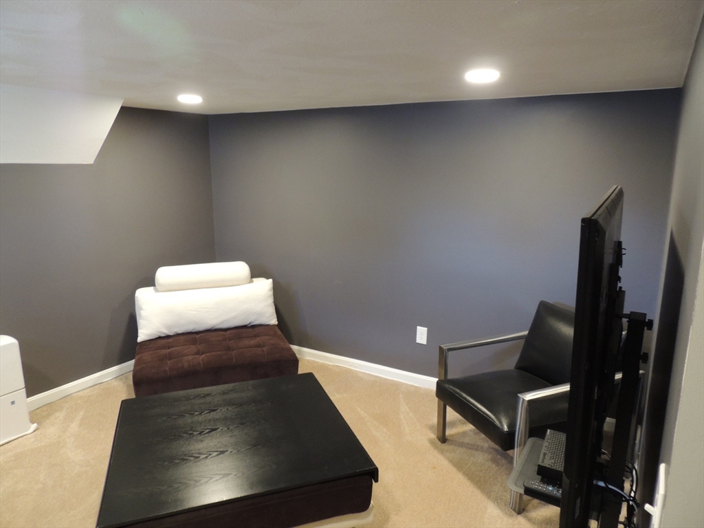 34 Nashua Road Pepperell, MA 01463 - Photo 21 of 35 Gallery Image 21