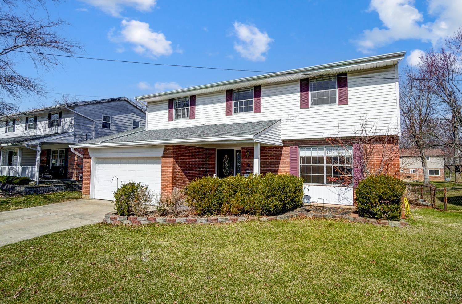4308 Turf Lane Cincinnati, OH 45211 - Photo 2 of 46