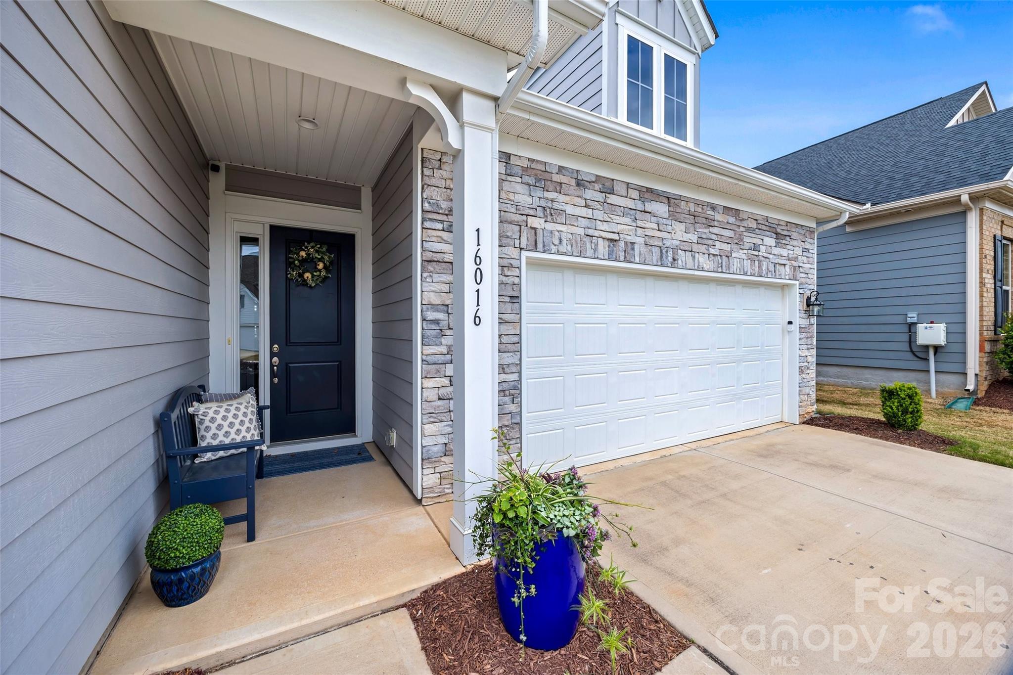 16016 Tulloch Road Charlotte, NC 28278 - Photo 2 of 40