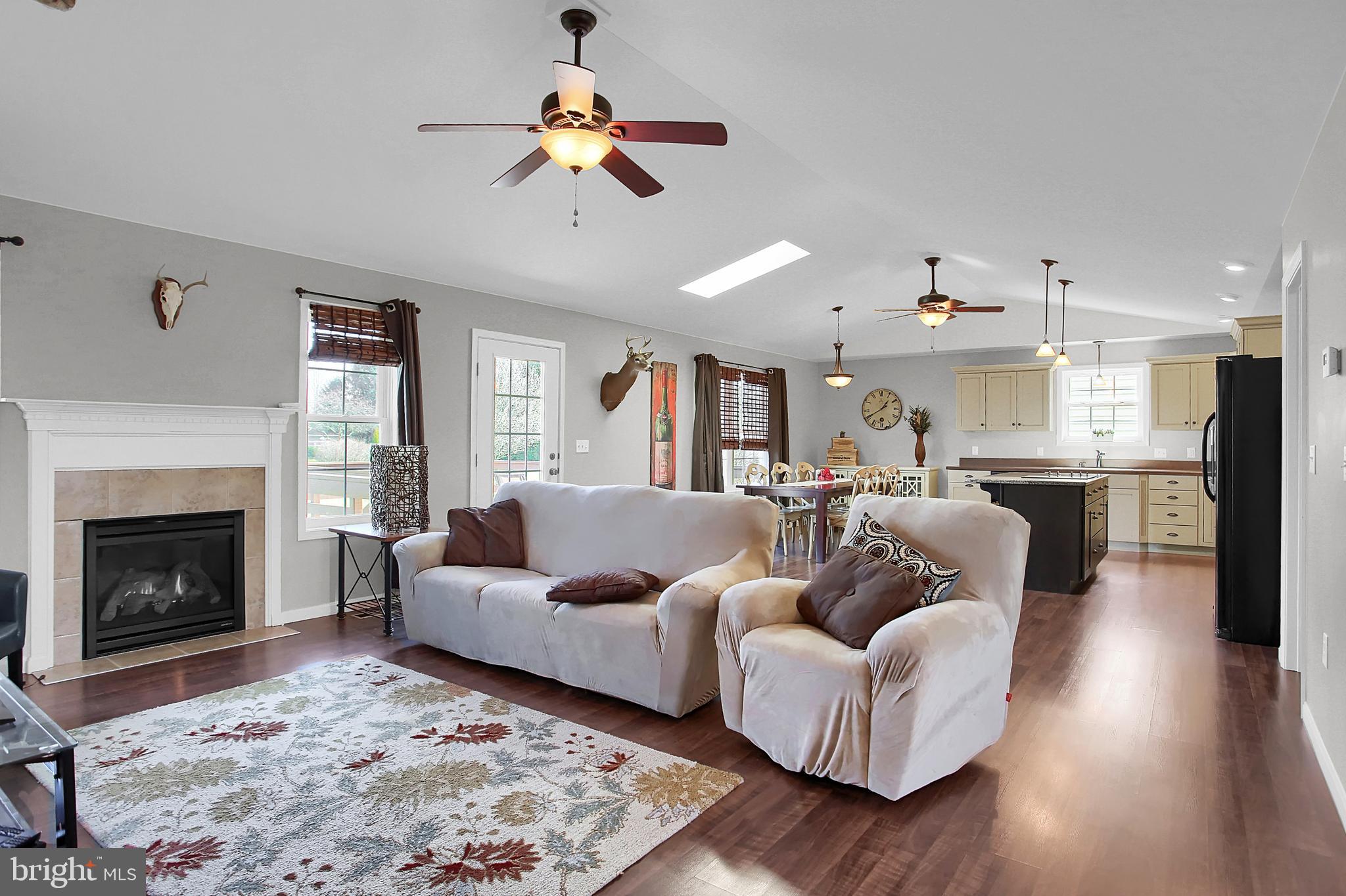 435 Meeting House Spring Road Carlisle, PA 17013 - Photo 5 of 36 Great Room