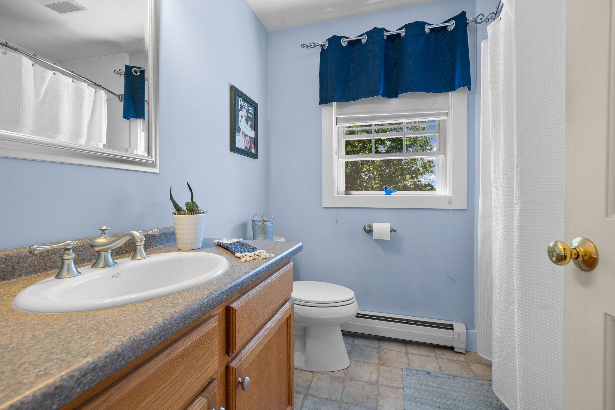 71 Oak Hill Road Northfield, NH 03276 - Photo 22 of 53