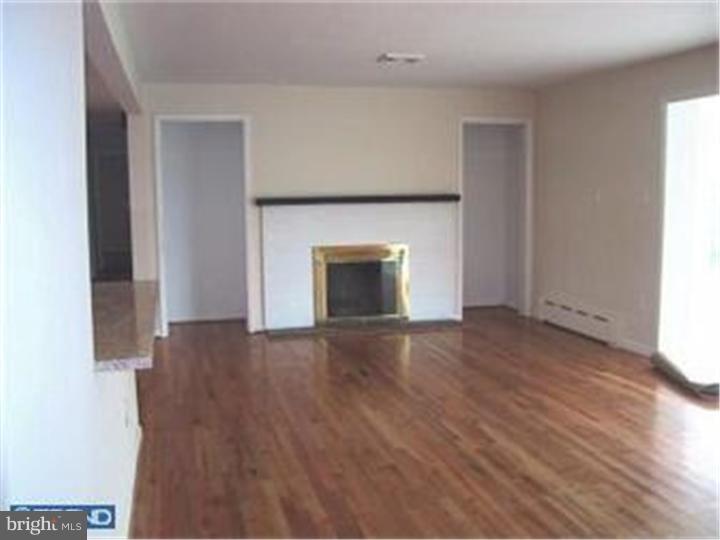 225 Moore Road Downingtown, PA 19335 - Photo 12 of 20 Living Room