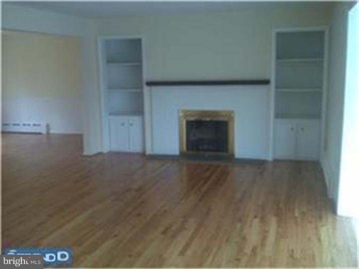 225 Moore Road Downingtown, PA 19335 - Photo 13 of 20 Living Room