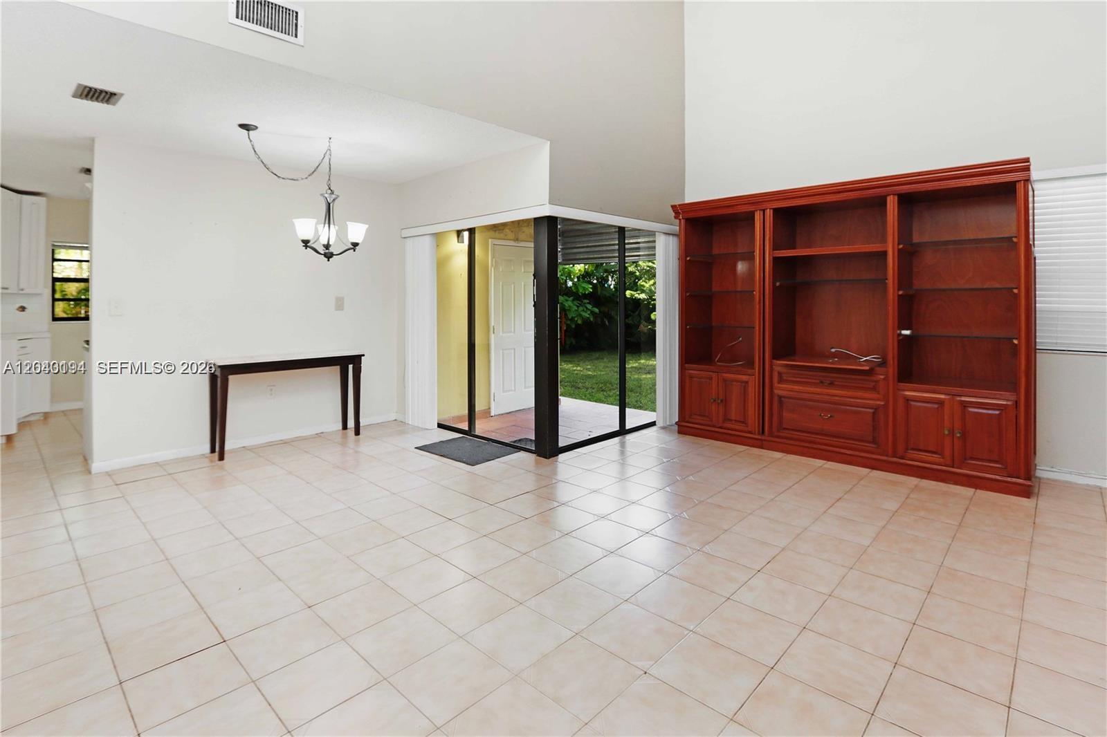 2500 Southwest 113th Court Miami, FL 33165 - Photo 5 of 31