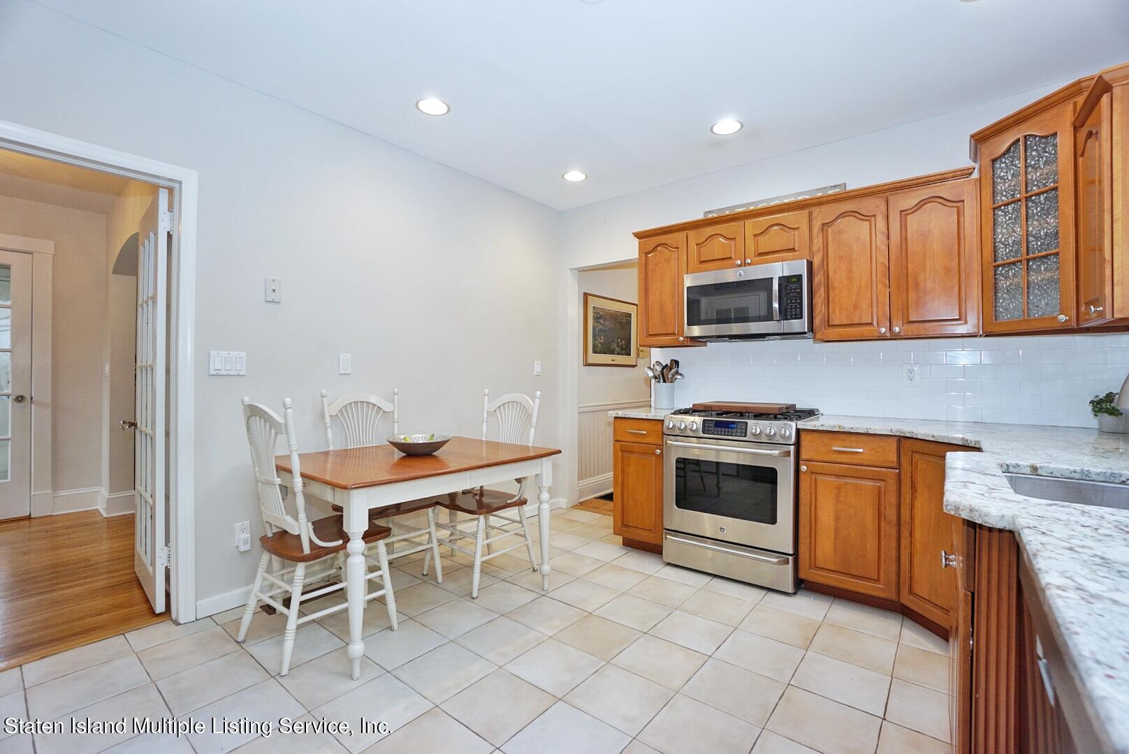 191 Windermere Road Staten Island, NY 10305 - Photo 24 of 69 Photo Apr 27, 10 11 15 AM