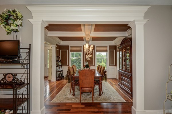 11 Ridgefield Circle Boylston, MA 01505 - Photo 4 of 30 Gallery Image 4