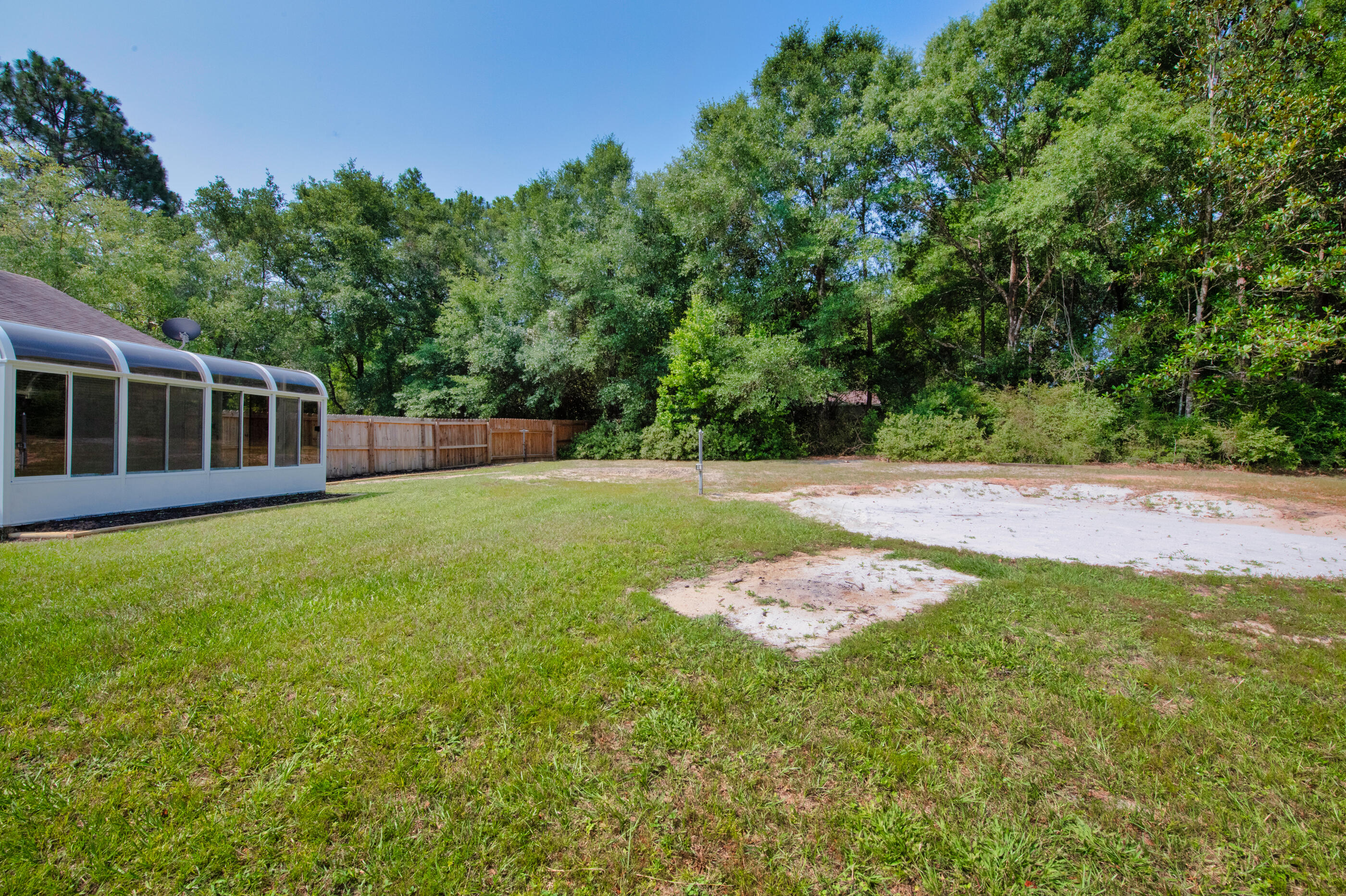 105 Shell Drive Crestview, FL 32536 - Photo 32 of 32 Backyard