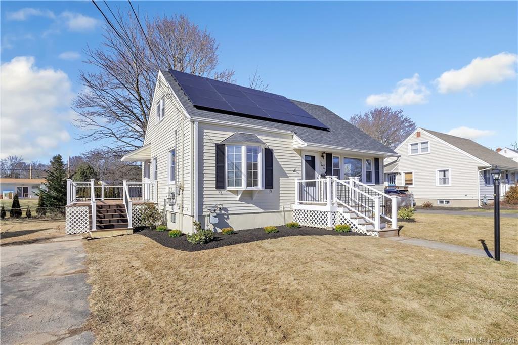 285 Meadowbrook Road Stratford, CT 06614 - Photo 1 of 1 Welcome Home!