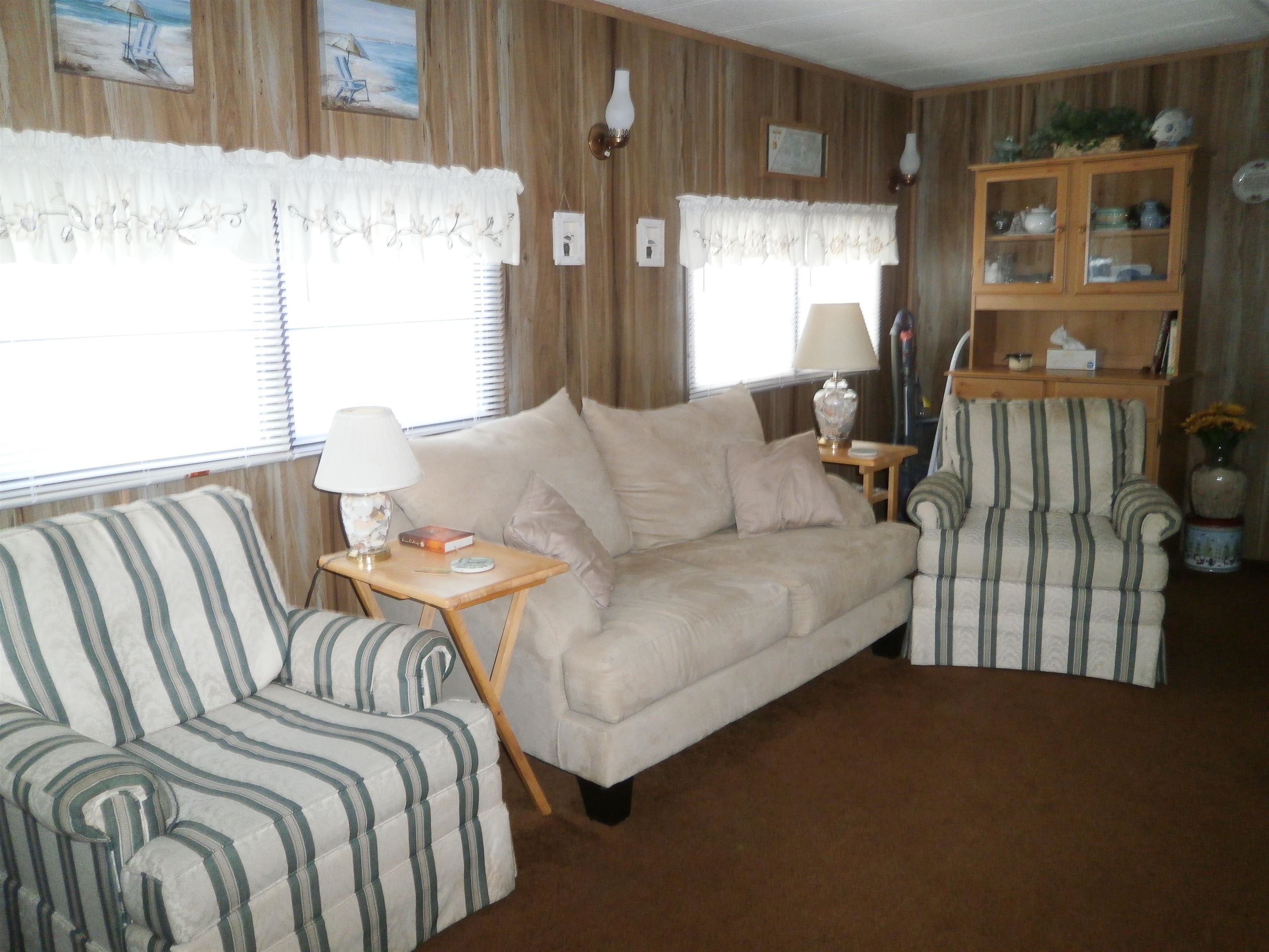 10001 Goodall Road, Unit 213 Durand, MI 48429 - Photo 5 of 9