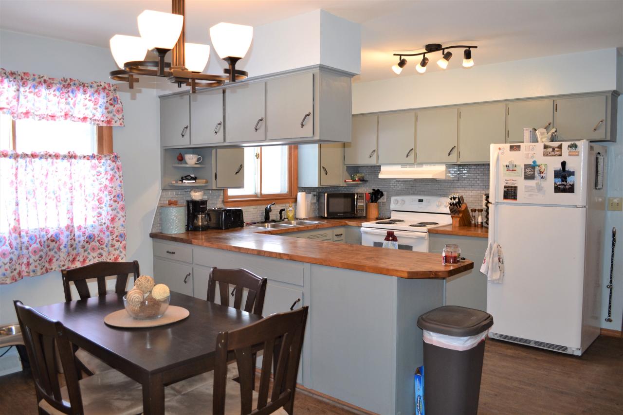 4715 Barbara Street Rhinelander, WI 54501 - Photo 2 of 16 Gallery Image 2