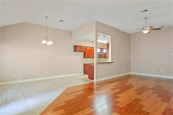 $1,750 | 270 Libra Street, Unit B, Mandeville, LA 70471