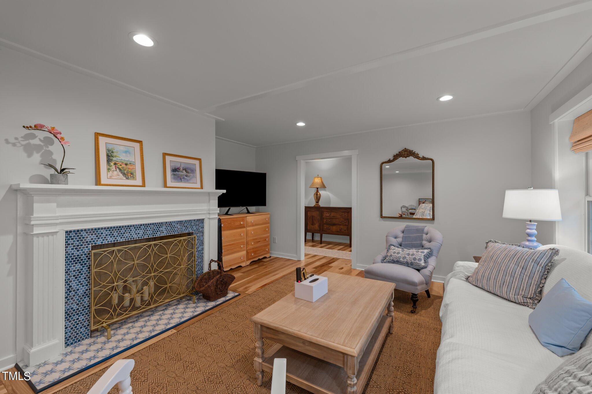38-web-or-mls-_1075722