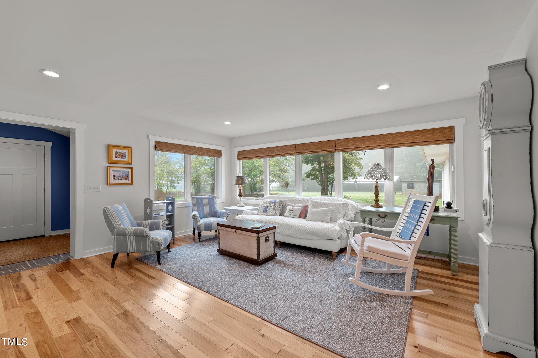 20-web-or-mls-_1075627