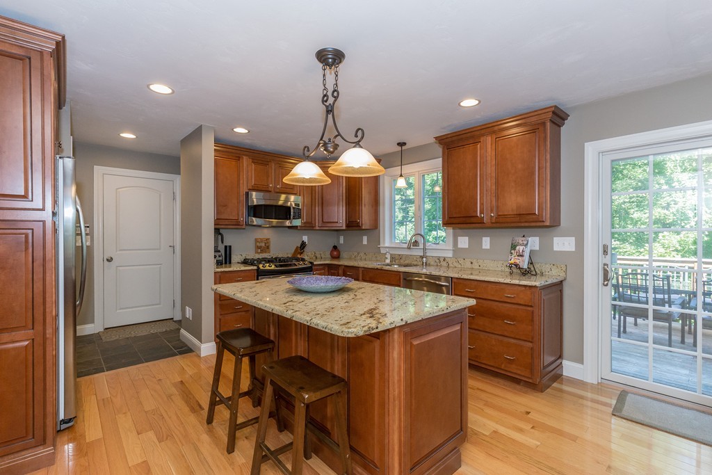 45 Cold Spring Road Westford, MA 01886 - Photo 5 of 22 Gallery Image 5