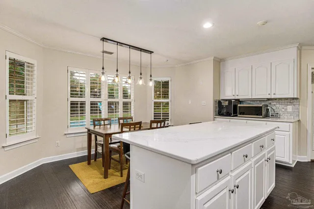 $640,000 | 4395 North 12th Avenue, Pensacola, FL 32503