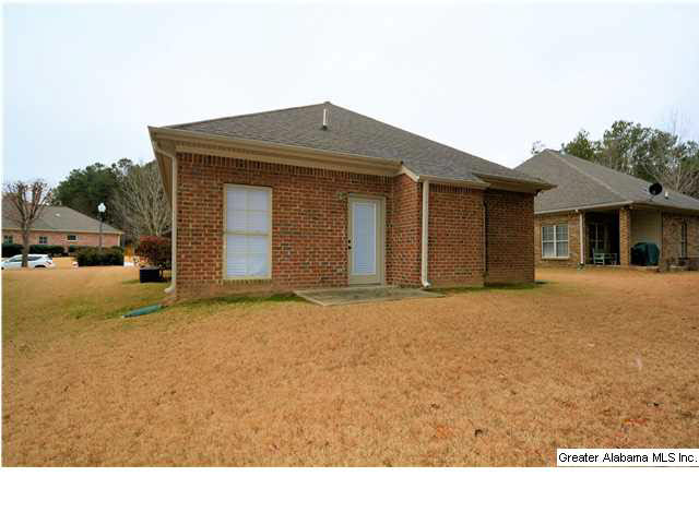 1103 Weybridge Road Pelham, AL 35124 - Photo 3 of 32