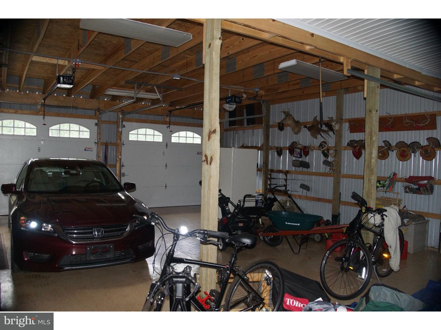 545 Store Road Harleysville, PA 19438 - Photo 20 of 25 Garage