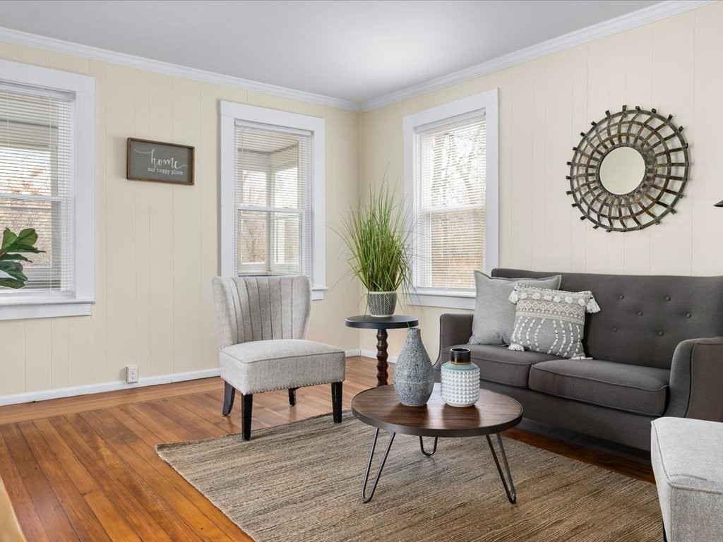 89 Irving Road Warwick, RI 02888 - Photo 6 of 25