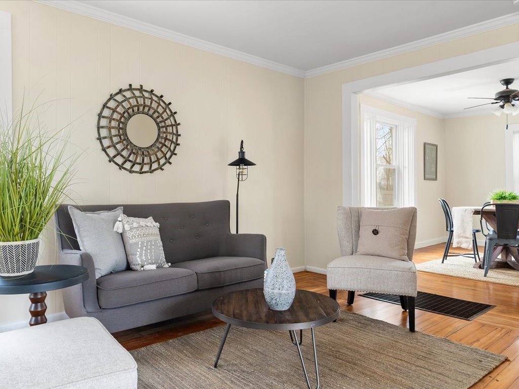 89 Irving Road Warwick, RI 02888 - Photo 7 of 25