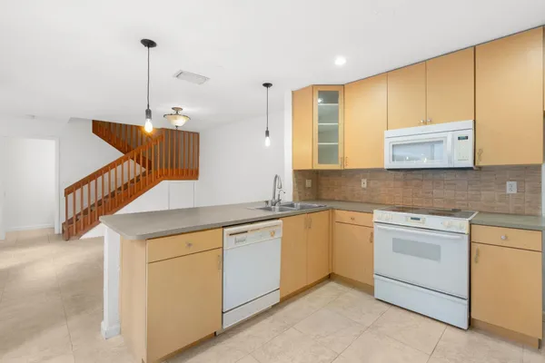 $479,000 | 11066 Longboat Drive, Cooper City, FL 33026