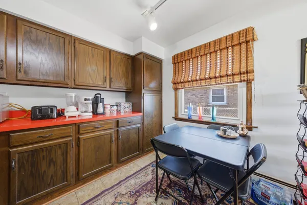 $359,000 | 7824 74th Street, Bridgeview, IL 60455