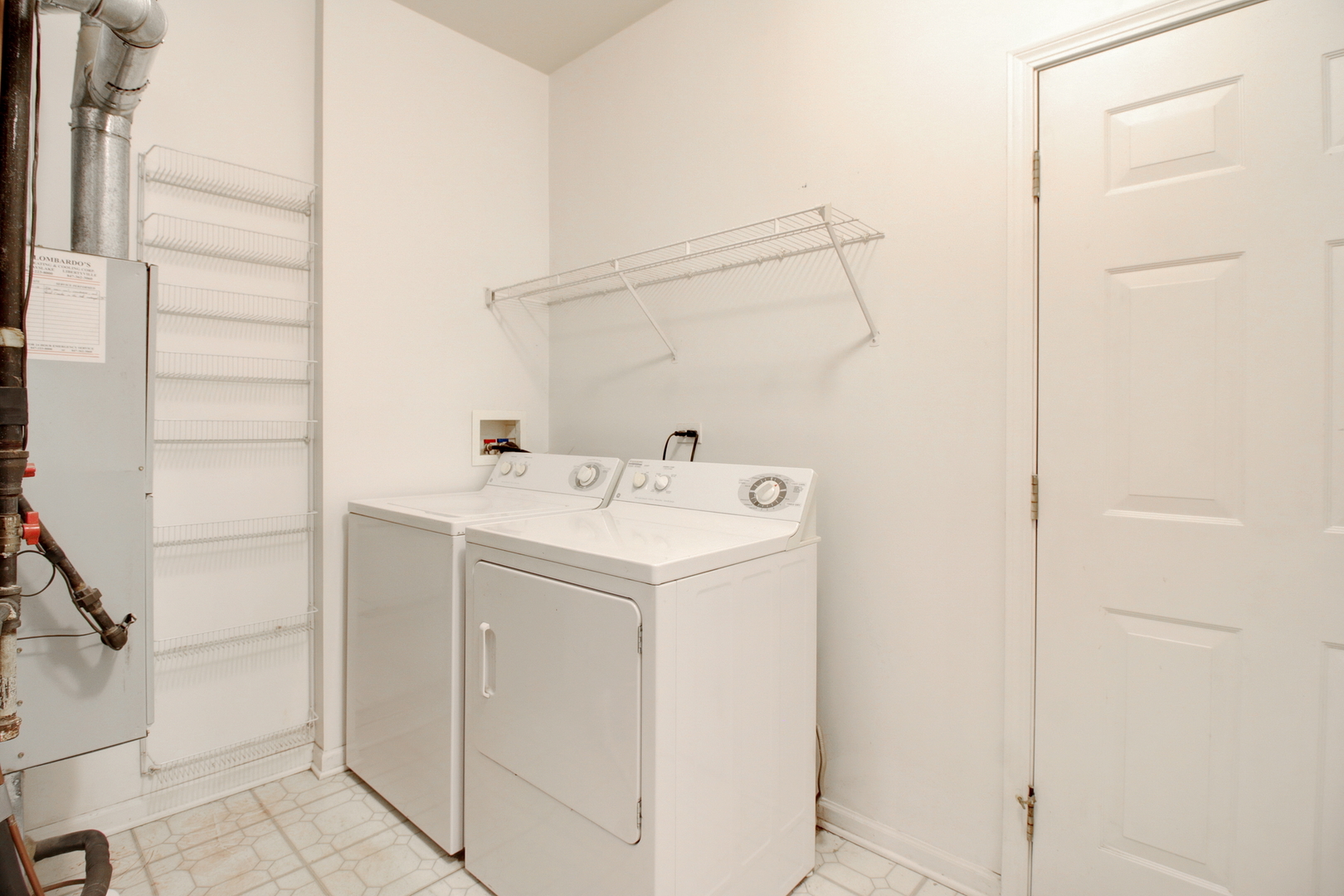 2929 Falling Waters Drive, Unit 2929 Lindenhurst, IL 60046 - Photo 13 of 17