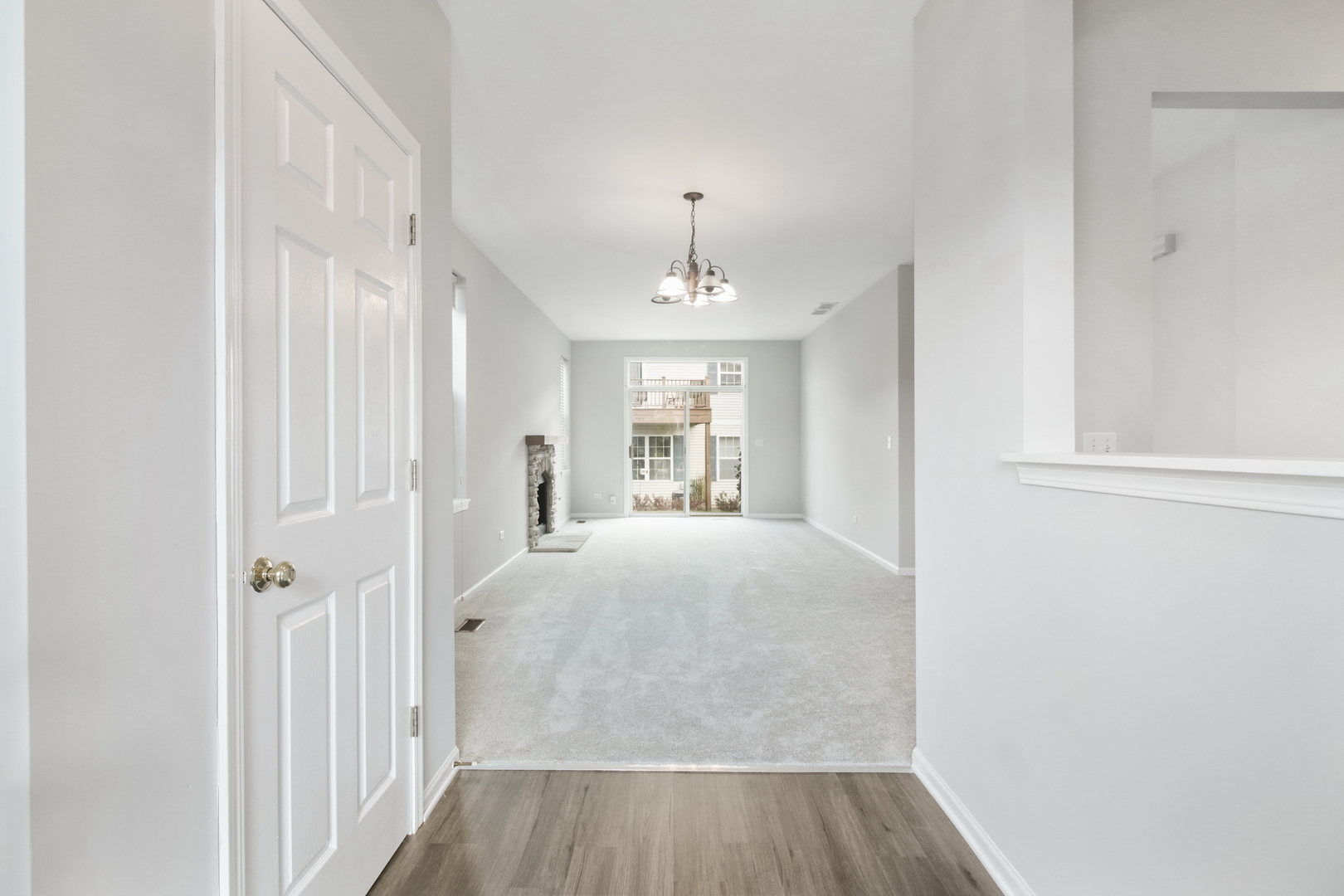 2929 Falling Waters Drive, Unit 2929 Lindenhurst, IL 60046 - Photo 3 of 17