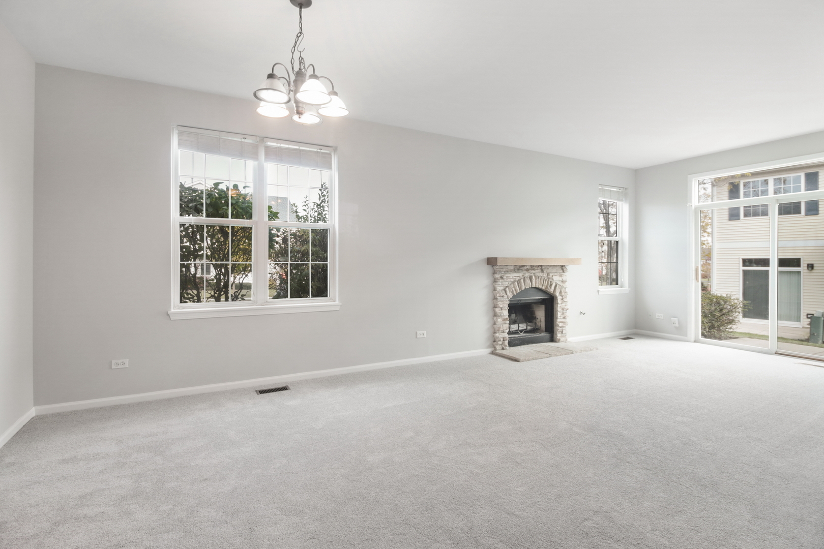 2929 Falling Waters Drive, Unit 2929 Lindenhurst, IL 60046 - Photo 6 of 17