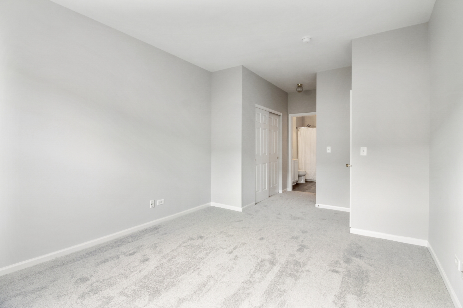 2929 Falling Waters Drive, Unit 2929 Lindenhurst, IL 60046 - Photo 9 of 17