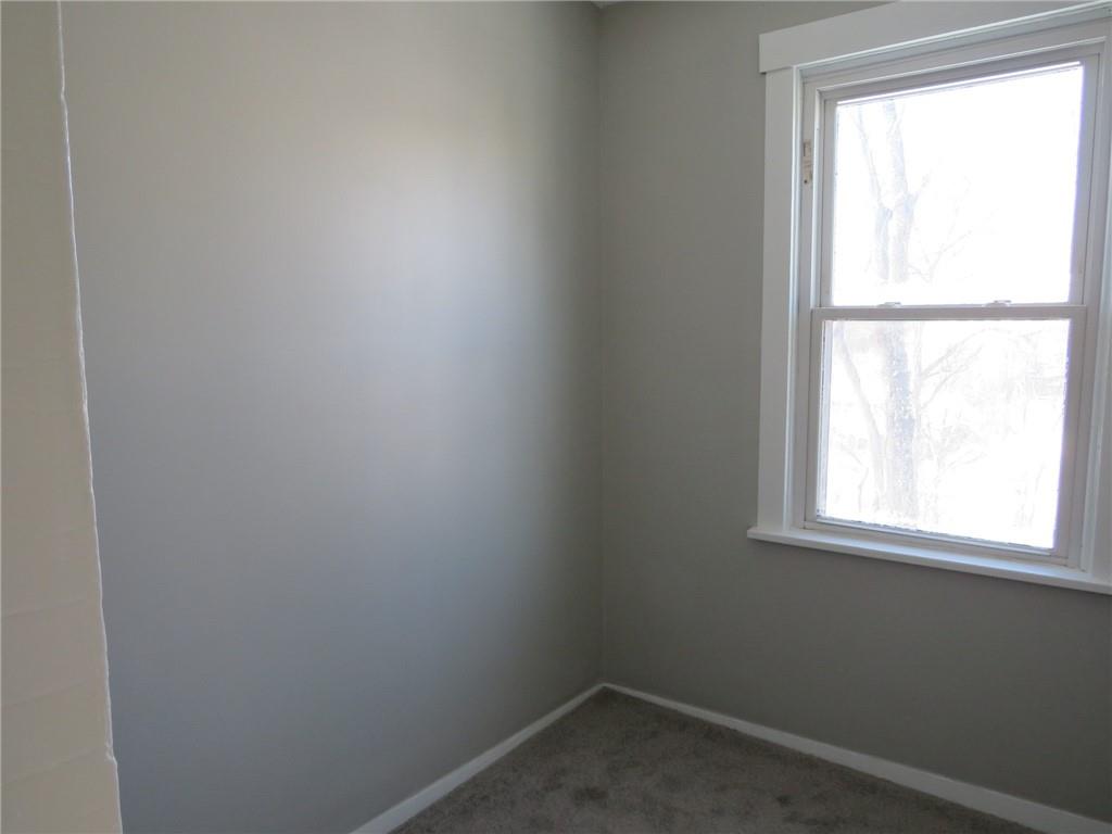 301 Paur Street Pittsburgh, PA 15211 - Photo 3 of 19 a small space with a window