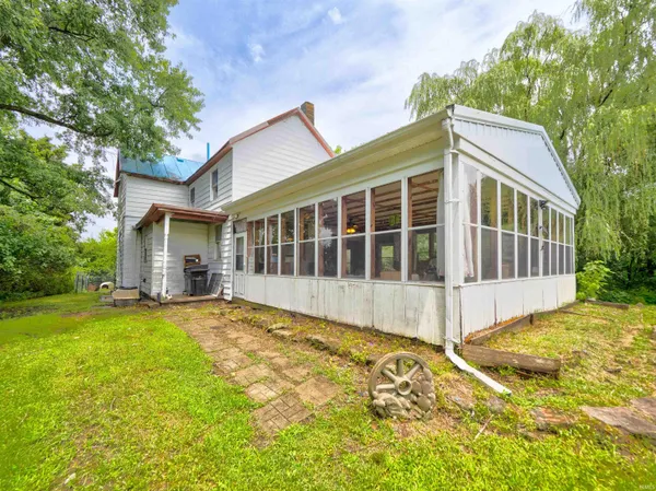 $249,900 | 10663 1100 North, Evanston, IN 47531