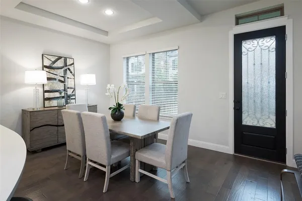 $3,400 | 1115 Manacor Lane, Dallas, TX 75212