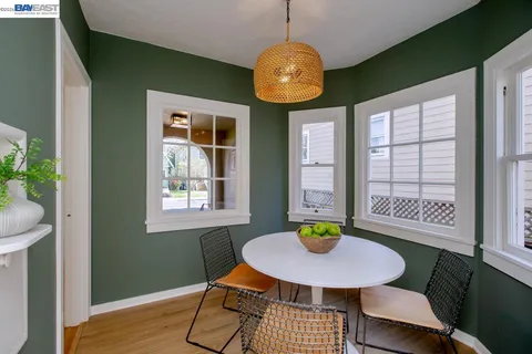 $1,095,000 | 1321 Pearl Street, Alameda, CA 94501