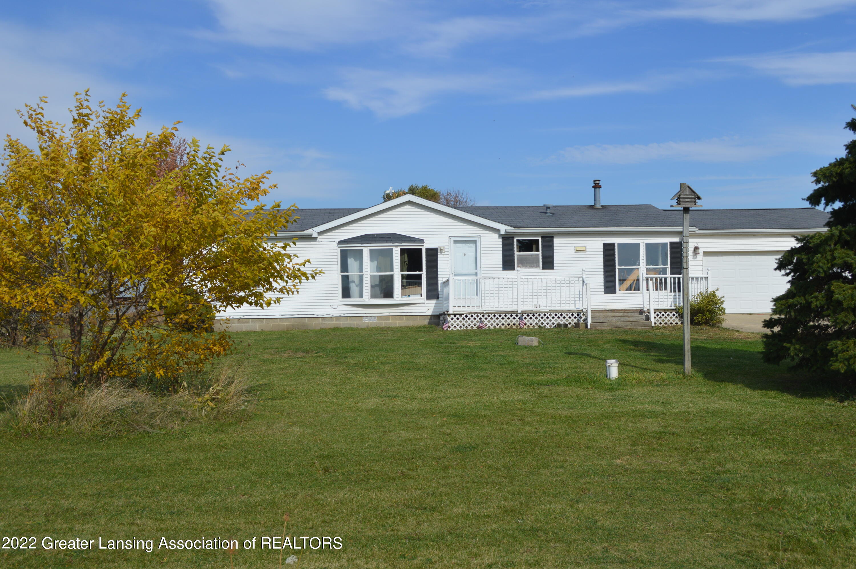 4922 West Buck Road Elsie, MI 48831 - Photo 2 of 11 2