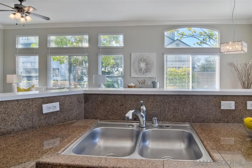 16981 Meadowlark Ridge Road, Unit 3 San Diego, CA 92127 - Photo 14 of 23