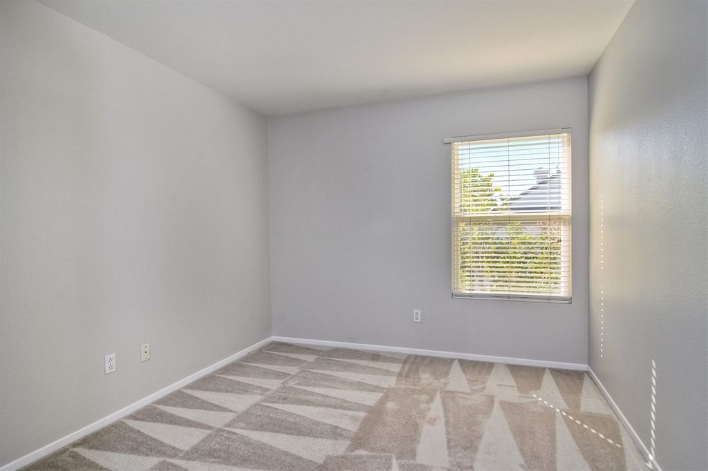16981 Meadowlark Ridge Road, Unit 3 San Diego, CA 92127 - Photo 17 of 23