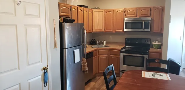 $1,790 | 95 Park Street, Unit 2, Attleboro, MA 02703