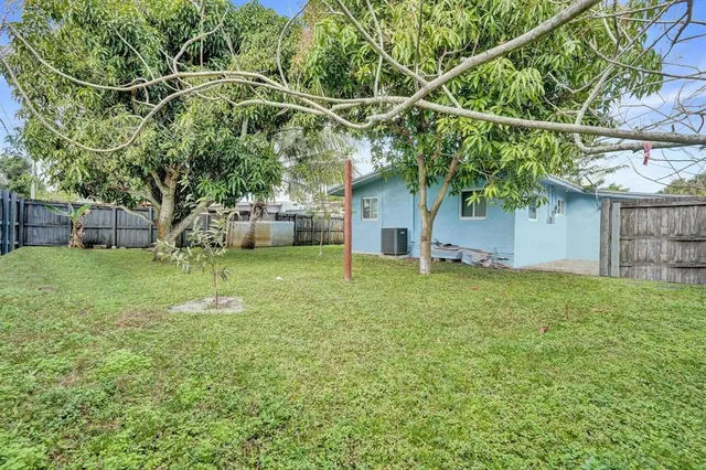 $349,000 | 5542 Southwest 6th Street, Margate, FL 33068