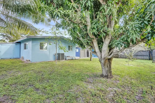 $349,000 | 5542 Southwest 6th Street, Margate, FL 33068