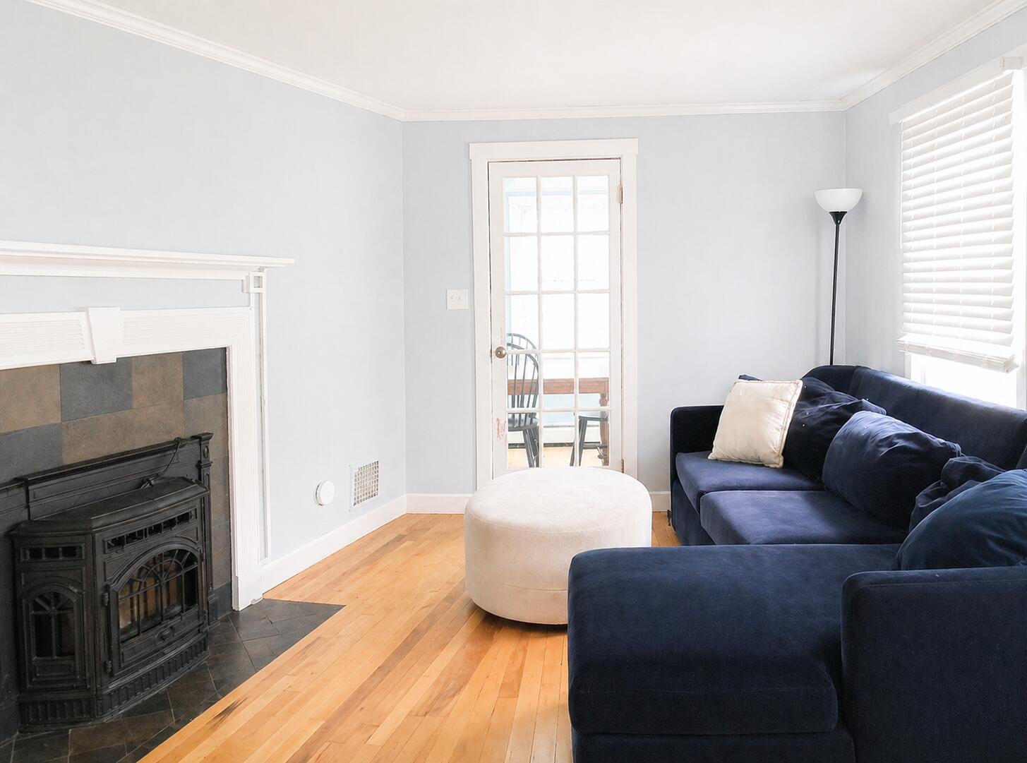 73 Hillside Street Presque Isle, ME 04769 - Photo 5 of 24 living room