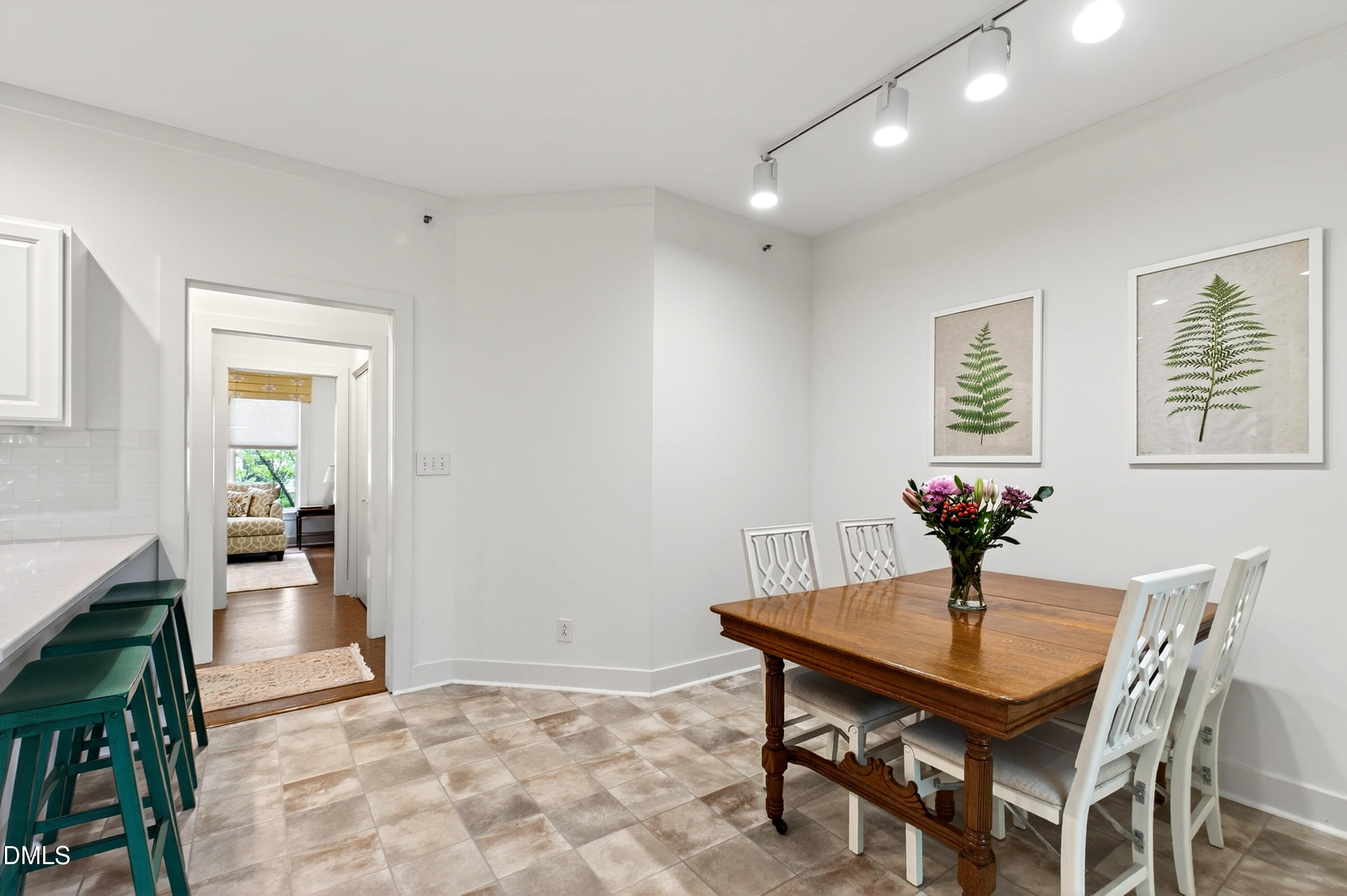 100 Edenburgh Road, Unit 201 Raleigh, NC 27608 - Photo 29 of 62 Edenburgh (29)