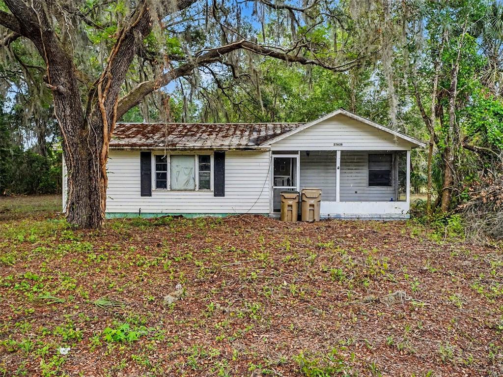 25628 Fishermans Road Paisley, FL 32767 - Photo 1 of 18