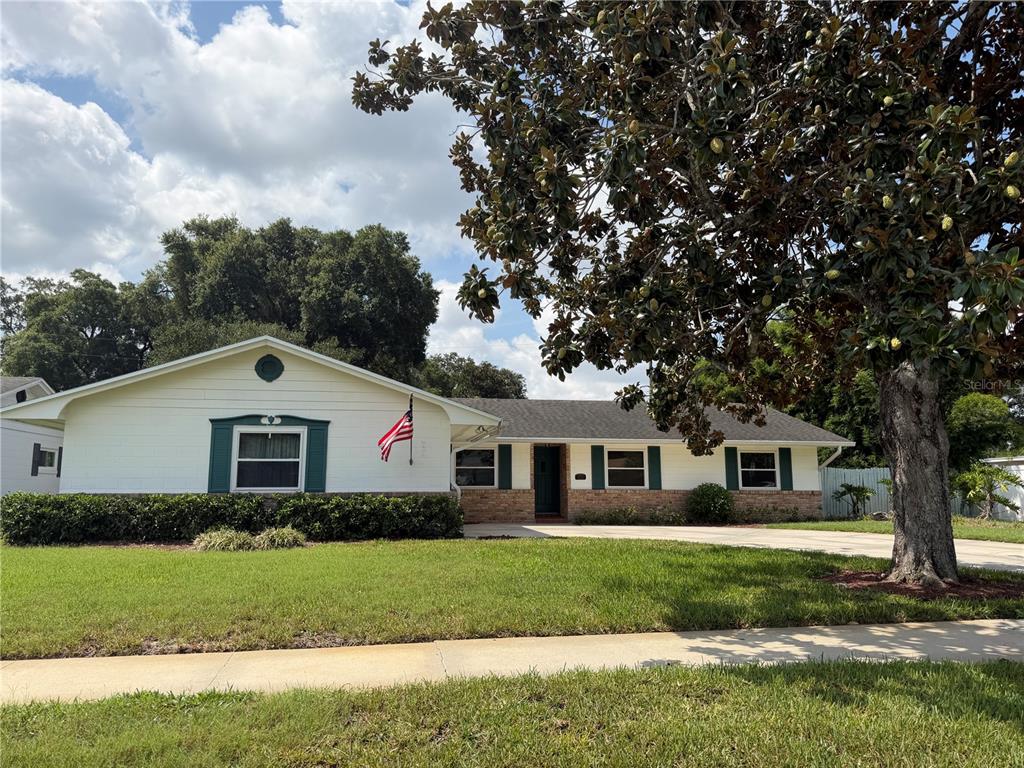 810 Sweetbriar Road Orlando, FL 32806 - Photo 1 of 28 Gallery Image 1